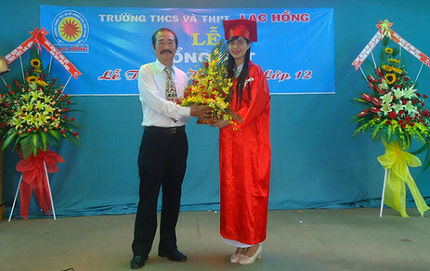 Trường THCS – THPT Lạc Hồng tổ chức Lễ tổng kết năm học 2014 – 2015 và tri ân, trưởng thành cho học sinh khối 12