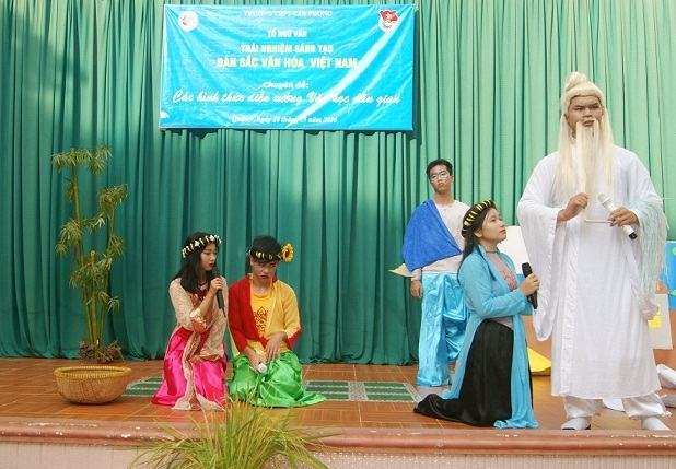 “Các hình thức diễn xướng văn học dân gian”