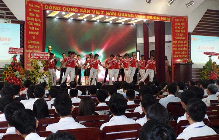 Trường ĐH Giao thông Vận tải TPHCM khai giảng năm học mới