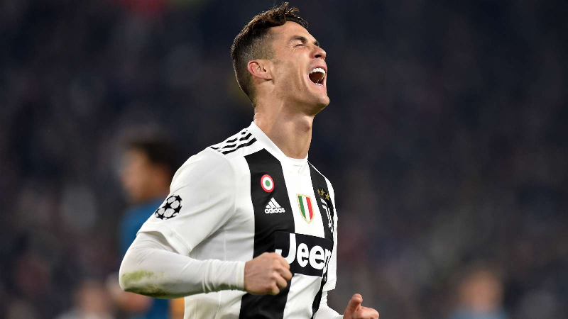 HLV Allegri ấn định tương lai của Cris Ronaldo