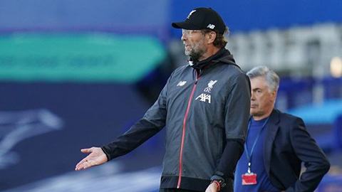 HLV Klopp hài lòng khi Liverpool may mắn không thua Everton