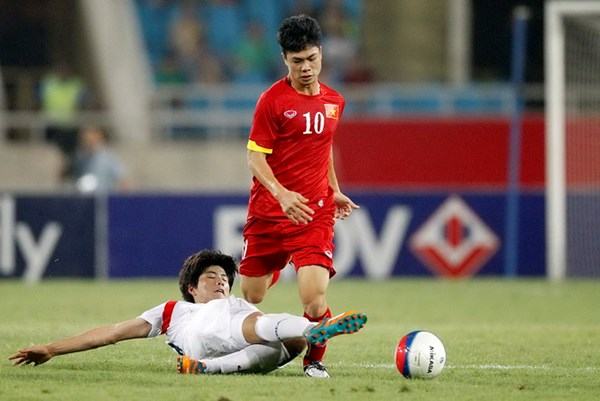 HLV Miura triệu tập Công Phượng để thi đấu với Man City