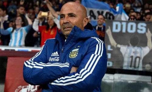 HLV Sampaoli nhận trách nhiệm về trận thảm bại của Argentina