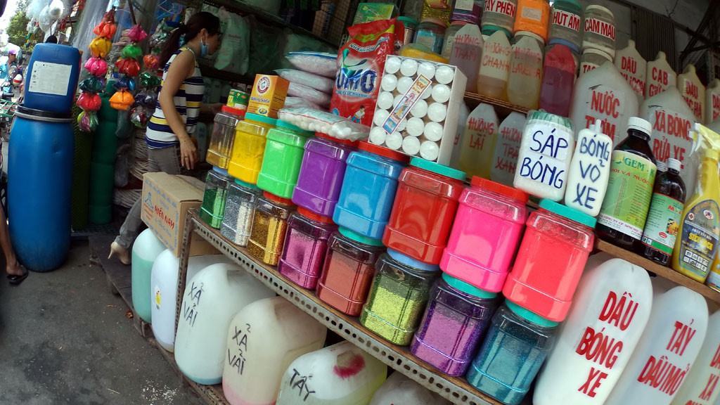 Người mua hóa chất phải cung cấp thông tin cho người bán