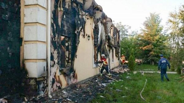 Hoả hoạn thiêu rụi viện dưỡng lão, 17 người chết