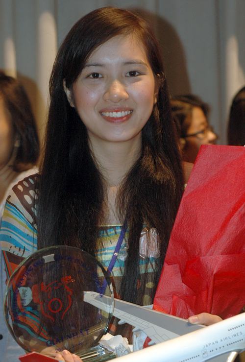 Hoàng Vy thi hùng biện tiếng Nhật khu vực ASEAN