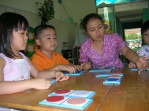 Học chữ trước – lợi bất cập hại!