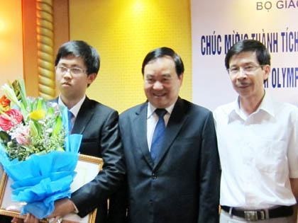 Học sinh lớp 11 vùng cao giành HCV Vật lý Quốc tế