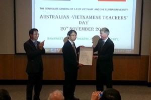 Học sinh, sinh viên Việt ở Australia tri ân thầy, cô giáo