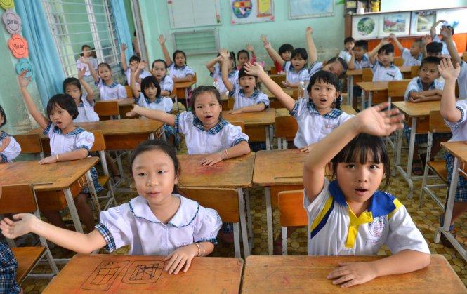 Học sinh&nbsp;TP.HCM&nbsp;rạng rỡ trở lại trường sau nghỉ hè 