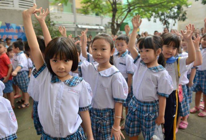 Học sinh&nbsp;TP.HCM&nbsp;rạng rỡ trở lại trường sau nghỉ hè 