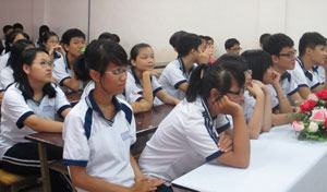 Học sống từ… nhà giàn DK1