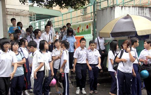 Học thêm hành hạ học sinh