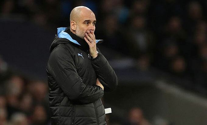 Học trò đề nghị Guardiola ngừng đổi đội hình