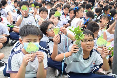 Trường học phải công khai, minh bạch trong lựa chọn đơn vị cung cấp giải pháp thí điểm học bạ số.