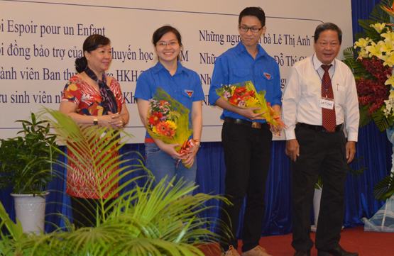 Hội Khuyến học TP.HCM trao 630 suất học bổng khuyến tài