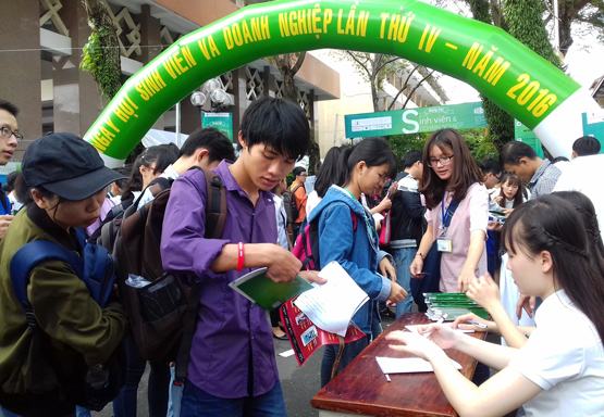 Cơ hội cho sinh viên tiếp cận nhà tuyển dụng