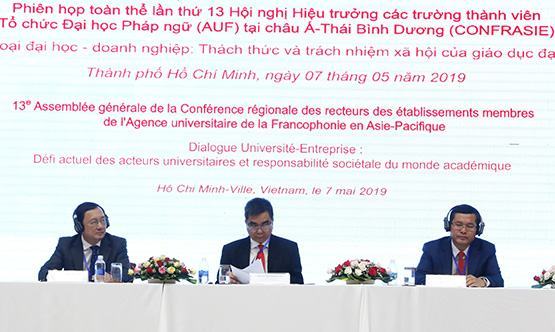 Đại diện 11 nước bàn về trách nhiệm xã hội của giáo dục ĐH