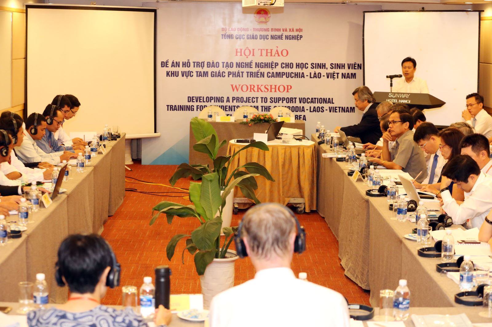 Đào tạo nghề cho HS,SV 13 tỉnh của Việt Nam, Lào và Campuchia