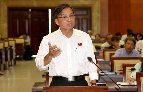 Kẹt xe, ô nhiễm  lại “nóng” nghị trường