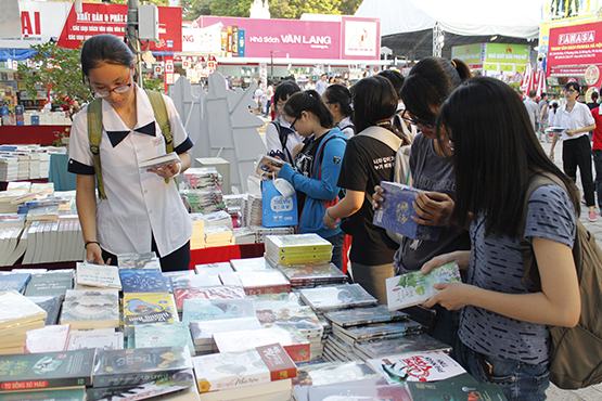 Hội sách TP.HCM 2018: 35 triệu bản sách được bày bán
