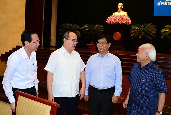 Khơi dậy nguồn lực con người để phát triển TP.HCM