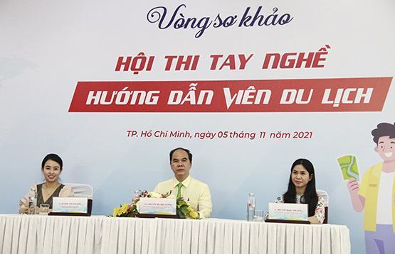 500 thí sinh thi tay nghề huớng dẫn viên du lịch