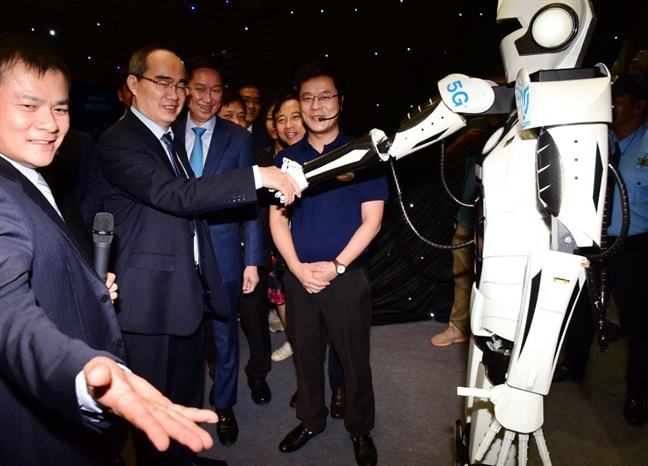 Hôm nay, TP.HCM có thể sử dụng sóng 5G