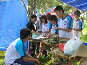 Hơn 200 học sinh THCS học tiếng Anh ngoại khóa