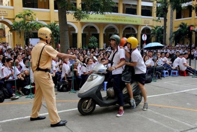 Hơn 200 HS có thể bị hạ hạnh kiểm vì vi phạm giao thông