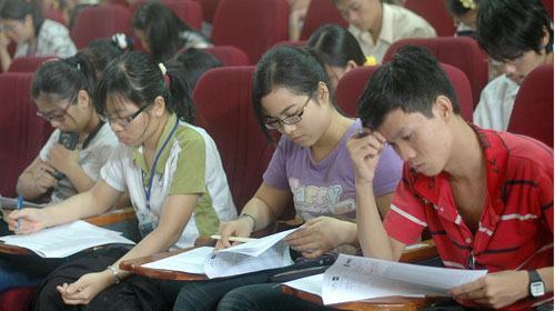 Hơn 2.000 sinh viên  tranh tài kế toán