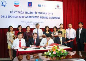 Hơn 3 tỷ đồng học bổng dành cho học sinh nghèo