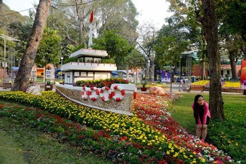 Hơn 4.000 hiện vật sinh vật cảnh trưng bày tại Hội hoa xuân TP.HCM