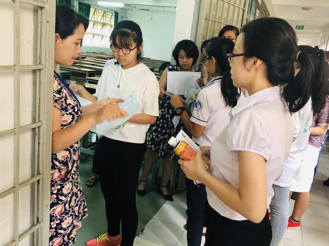 Thí sinh dự thi đánh giá năng lực ĐH Quốc gia TP.HCM năm 2019 /// Hà Ánh