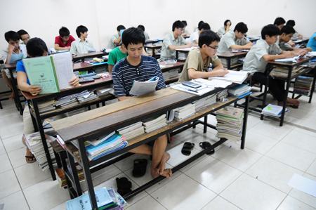 Hơn 946.000 học sinh thi tốt nghiệp THPT