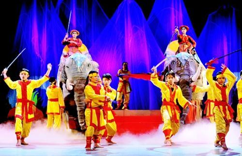 “Sân khấu du lịch” đang bị bỏ trống