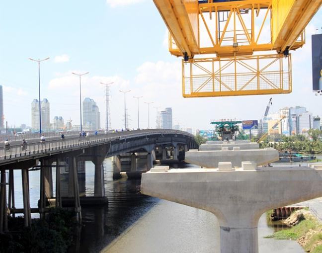 Hợp long cầu Metro đầu tiên vượt sông Sài Gòn