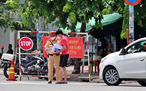 Ngày 23-8: Phương tiện giao thông ra đường giảm 85%