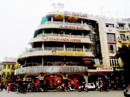 Hốt bạc nhờ bán chỗ xem pháo hoa đêm giao thừa