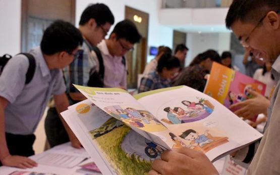 Hỗ trợ phụ huynh mua sách giáo khoa năm học 2021-2022