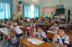 HS hứng khởi trở lại trường