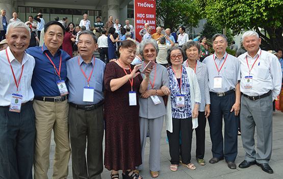 Họp mặt truyền thống HS miền Nam