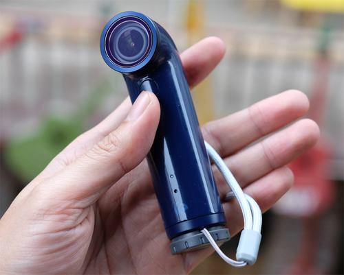 HTC RE về Việt Nam giá 4,3 triệu đồng