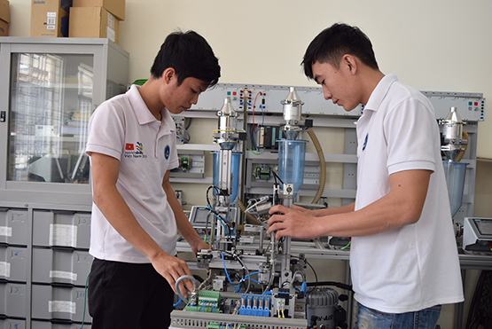 Huấn luyện thí sinh phía Nam tham dự kỳ thi tay nghề ASEAN