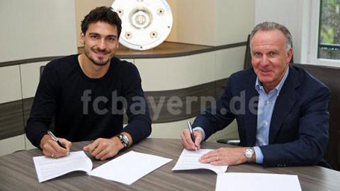 Hummels đã là người của Bayern với bản hợp đồng 5 năm