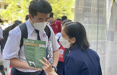 Nhân viên tư vấn du học phải qua đào tạo nghiệp vụ