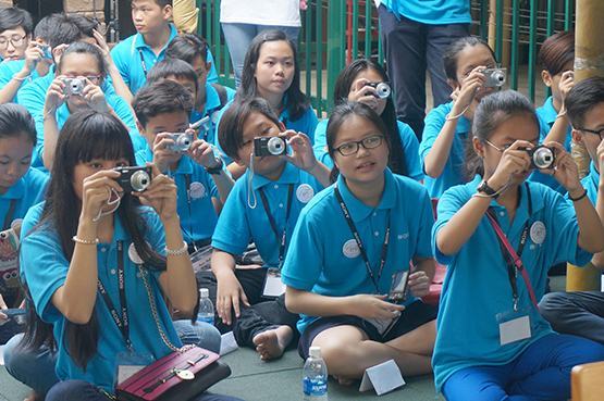 Vẽ ước vọng qua ống kính