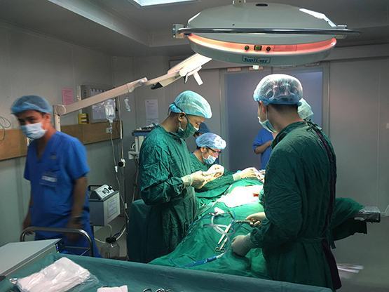 Hút mỡ “bụng bia” ở nam giới: Coi chừng hậu quả khôn lường!