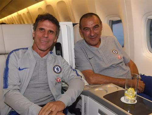 Huyền thoại Italia tới Chelsea, làm trợ lý cho Sarri