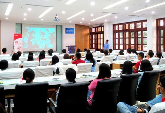 Tìm kiếm sinh viên tài năng tại ASEAN